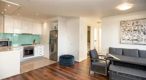 Jade Resorts Melbourne - Image 4