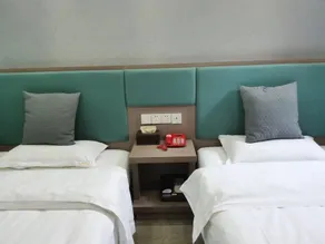 Kangqiao Peninsula Hotel (Xinjin Middle School) - Image 4