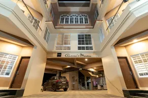 Amminis Mansion by Doris Homes - Image 5