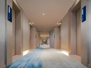 Kyriad Marvelous Hotel Shenzhen Longgang Dayun Town Center - Image 4