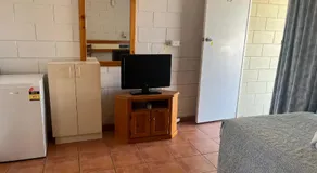 The Travellers Inn - Image 4