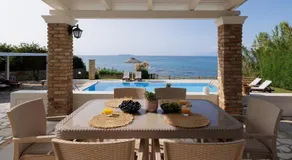 Beachfront Villa Dionysos - With private beach - Image 4