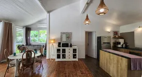 Cottage Manua - Image 2