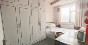 Xusheng Fashion Online Accommodation - Image 2