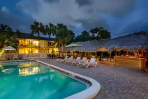Naples Garden Inn - Image 2