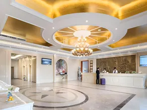 Vienna Hotel Zhejiang Taizhou Luqiao Passenger Center - Image 2