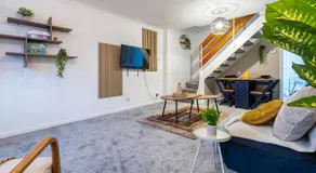 Perfect Booking 2 Bed Home in Hitchin - Image 2