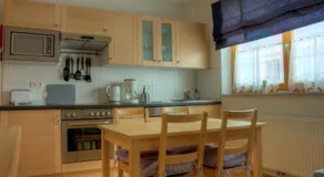 Haus Lowe - Image 4