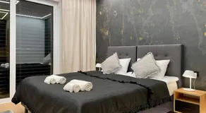 Zielona Ostoja - Pokoje i Apartamenty - Image 2