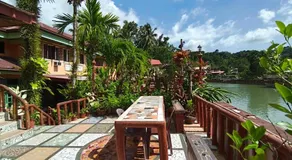Stefanie Grace Inn - Image 2