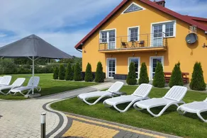 Comfortable ground floor apartment, summer pool - Image 1