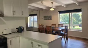 Healesville Schofield Cottage - Image 3
