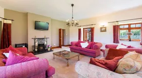 Super Spacious Country house pet/party friendly. - Image 2
