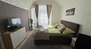 Park apartman Kertes ház a park mellett gyönyörű kilátással Dog friendly garden house with a wonderful view next to the park - Image 2