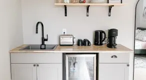 Inn On King Bed & Breakfast - Image 3