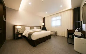 Hotel J's - Image 2