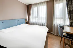 Home Inn Neo Tianjin Xiaobailou Metro Station Hisense Plaza - Image 2