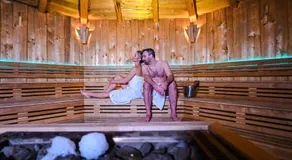Wellness Hotel Hluboký Dvůr - Image 2
