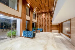 Hotel Emerald Park - Image 5