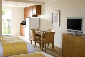 Sunset Beach Inn - Image 3