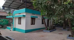 2 BHK house, on premise parking, upto 10 guests - Image 3