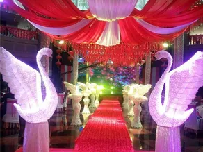 Qinghua Business Hotel - Image 4