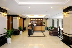 Gallant Hotel - Image 2