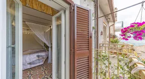 Montecelio Golden House - Image 3