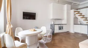 Old Town Luxury apartment self check inn - Image 3