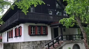 House of Finn Juhl Hakuba - Image 4