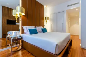 Hotel Emerald Suites At Airport - Image 5