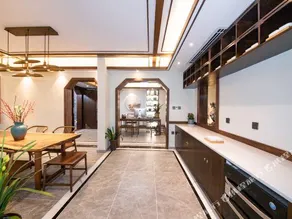 Qianxun Yunjing Zen River View Hotel - Image 4