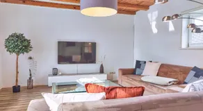Fachwerkhaus mit Heimkino & Privat-Sauna & Pool - Image 2