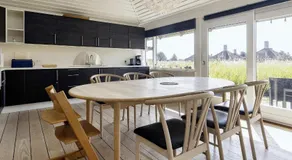 On Enø, in Karrebæksminde, this cozy vacation home awaits you. - Image 3