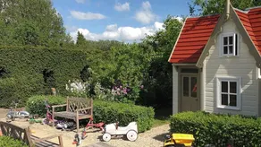 Goodwood Cottage - Image 5