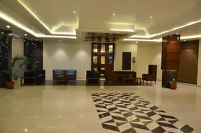 Tulip Tree Hotel - Image 2