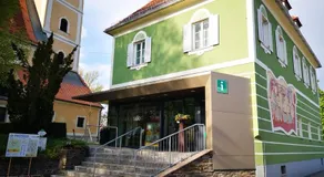 Goldener Hahn Apartments - Image 4
