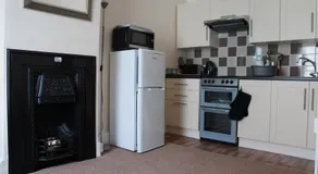 No. 2 Smith Cottages - Image 3