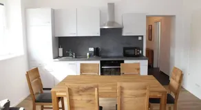 Apartment Peer - Image 2