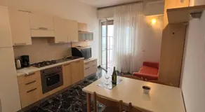 Haus and Beach - Image 4