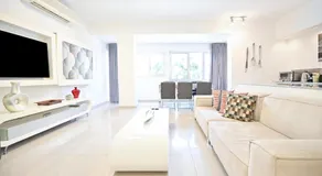 Peaceful 3BR near Frishman Beach by HolyGuest - Image 4