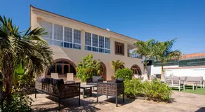 Private Villa with three separate apartments - Image 4