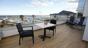 Ocean Lounge - Image 3