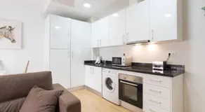 Teatro Plaza Apartments - Image 5
