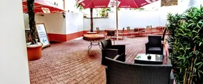 Little Paris Hotel - Image 4