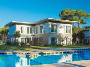 Azure Villas By Cornelia - Image 3