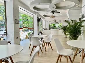 Issara Hotel Patong - Image 2