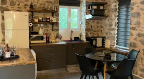 Stone House 1909 Pili Evia - Image 2