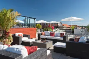 CLUB LEVEL SUITES AT INN ON THE FIFTH - Image 5