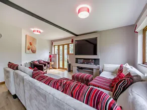 Countryside Retreat near Cambridge - Image 2